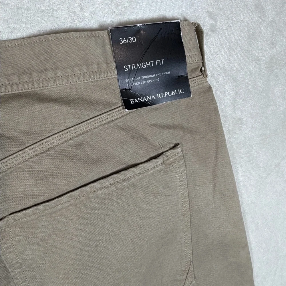 NWT Banana Republic 36W Khaki Straight-Fit Structured Trousers Pants